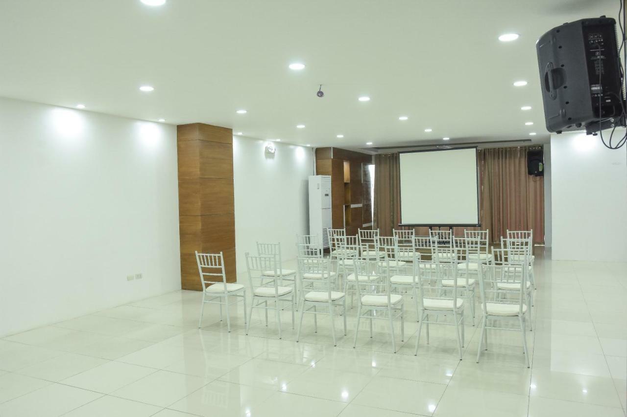 Tiptop Tower Suite Inn Dumaguete City Exterior photo