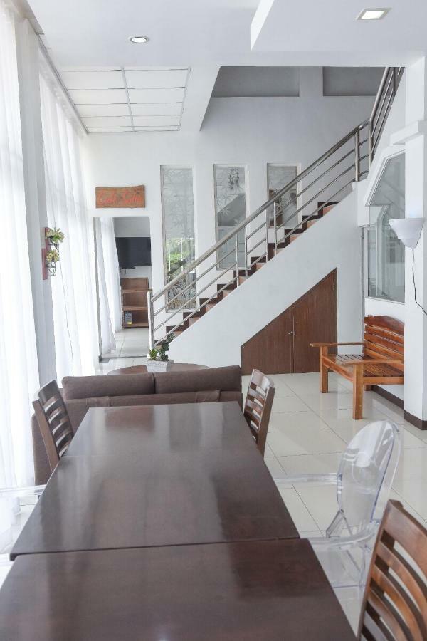 Tiptop Tower Suite Inn Dumaguete City Exterior photo