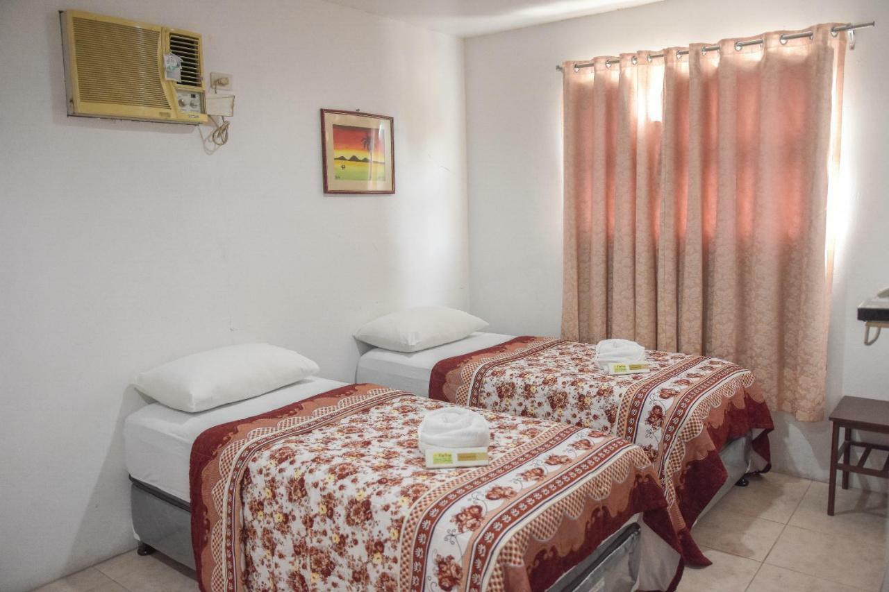 Tiptop Tower Suite Inn Dumaguete City Exterior photo