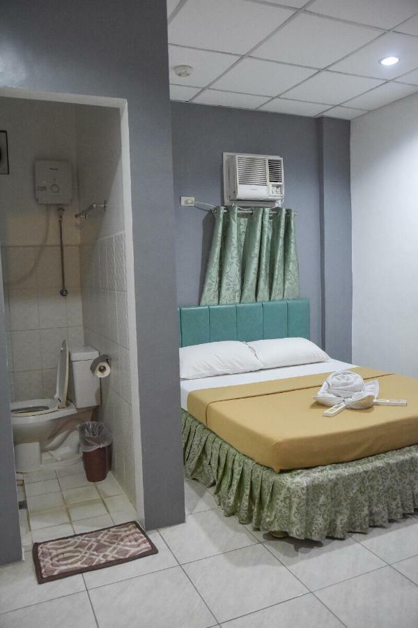 Tiptop Tower Suite Inn Dumaguete City Exterior photo
